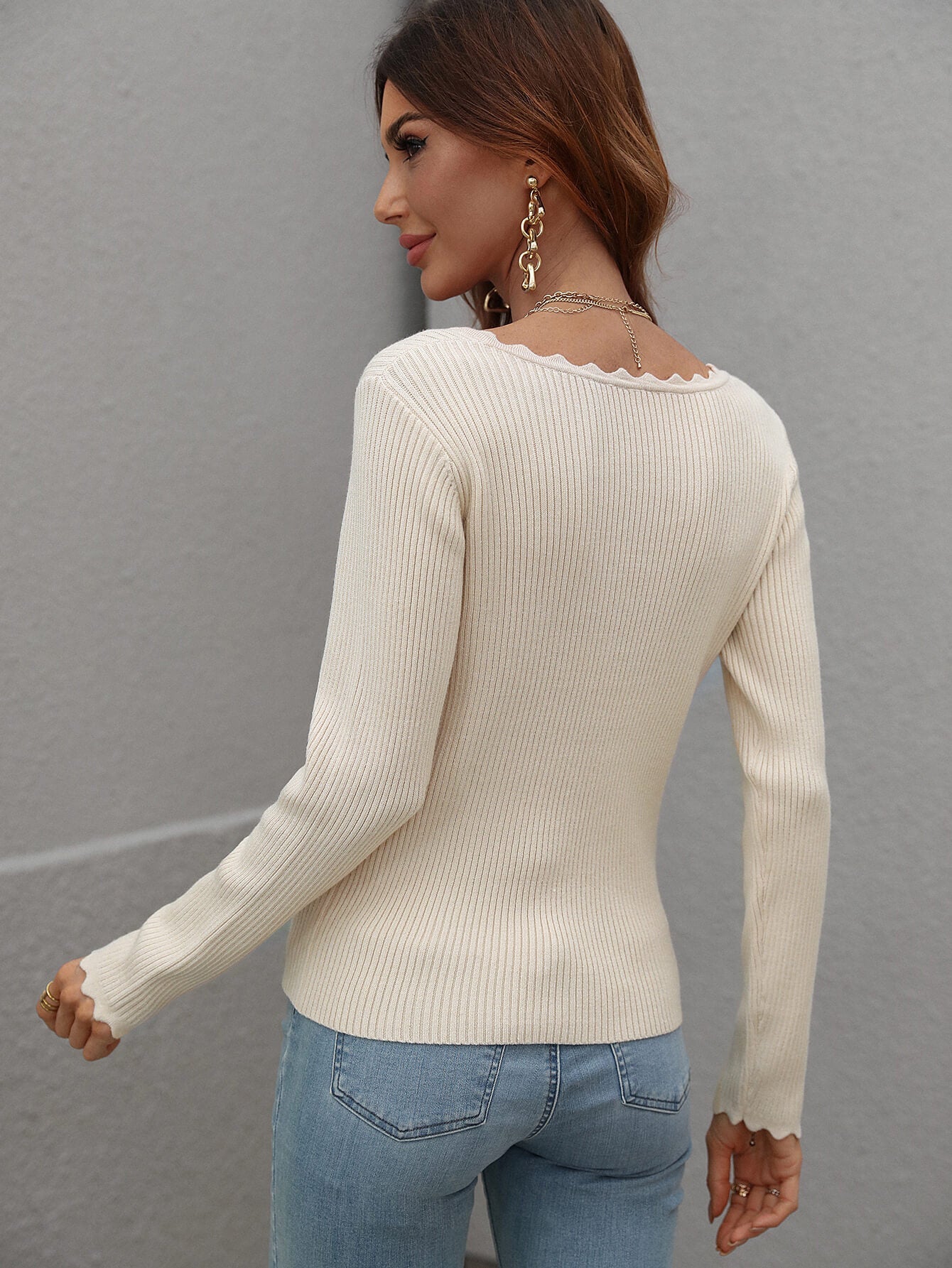 SCALLOP KNIT TOP - CREAM