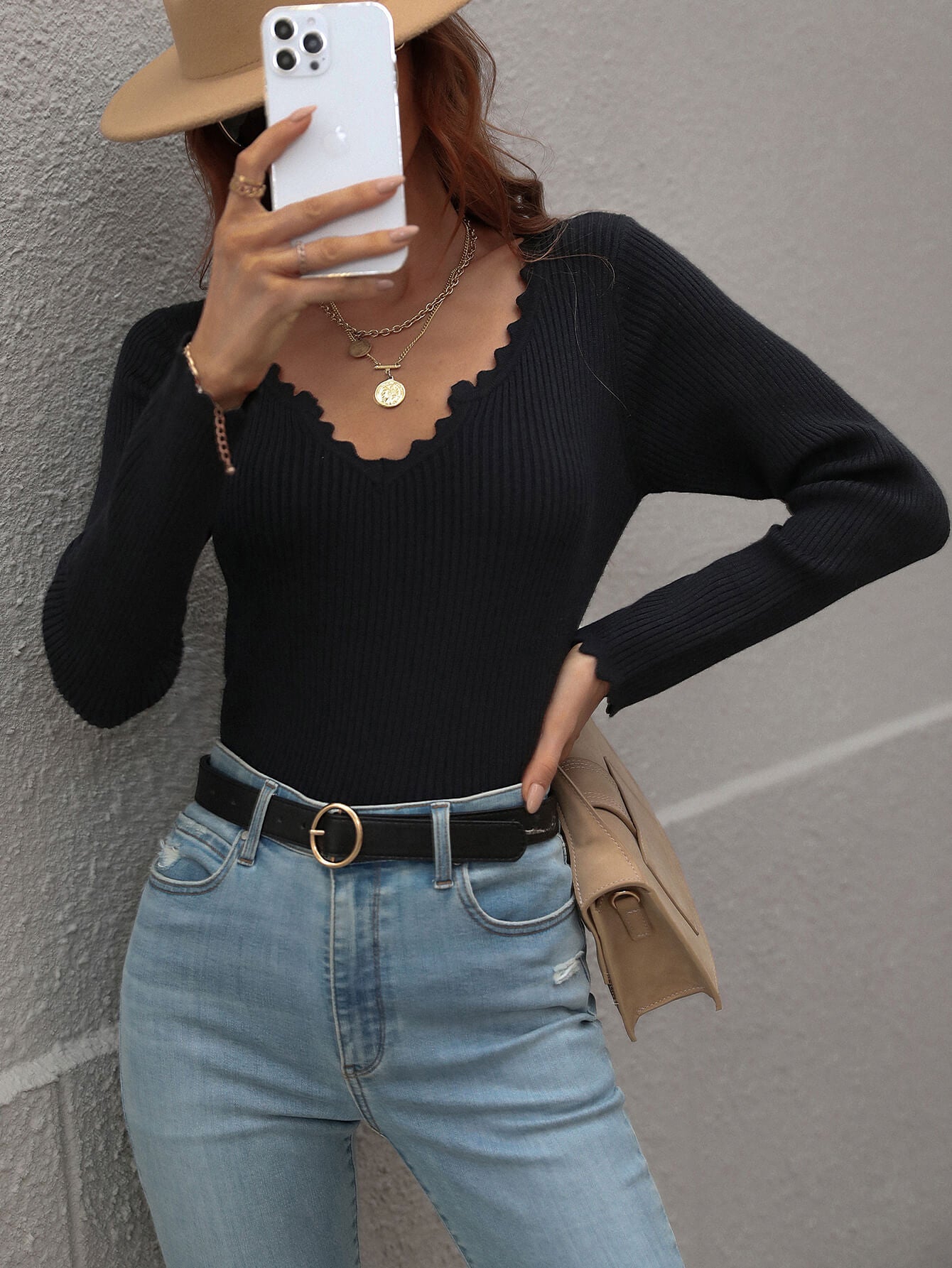 SCALLOP KNIT TOP - BLACK