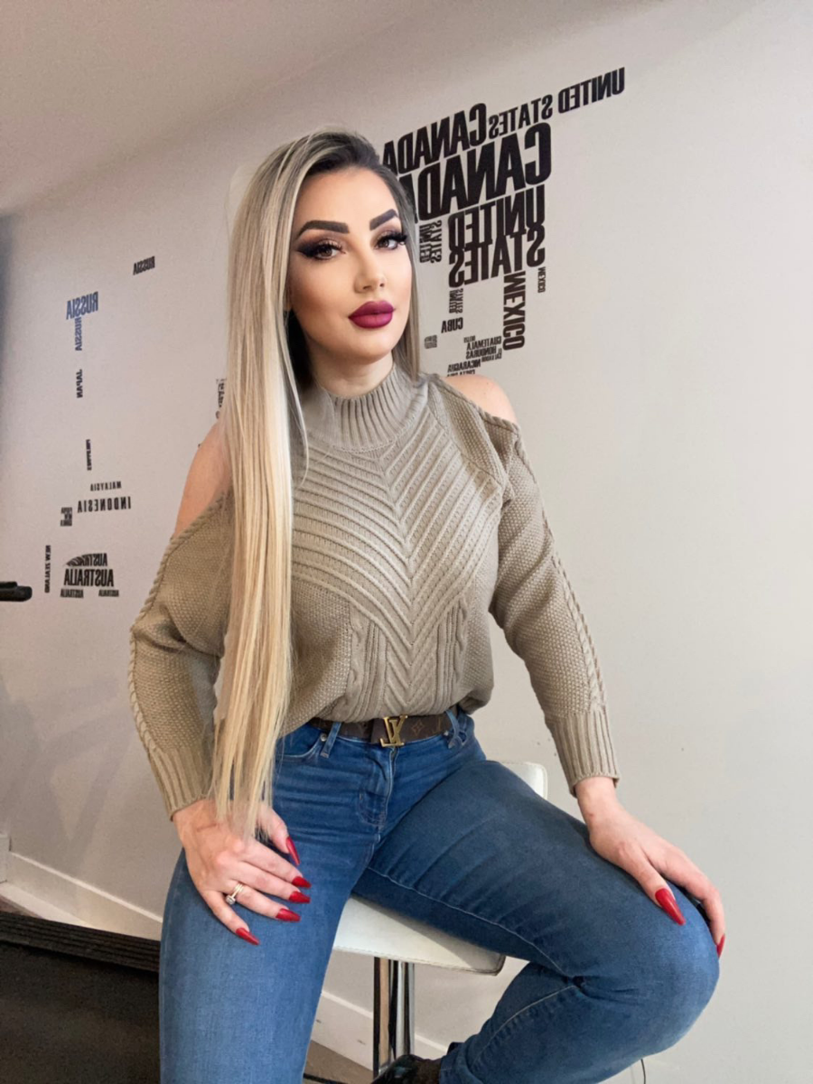 Calistally Doll | Beige Shoulder Cut-Out Knit Sweater