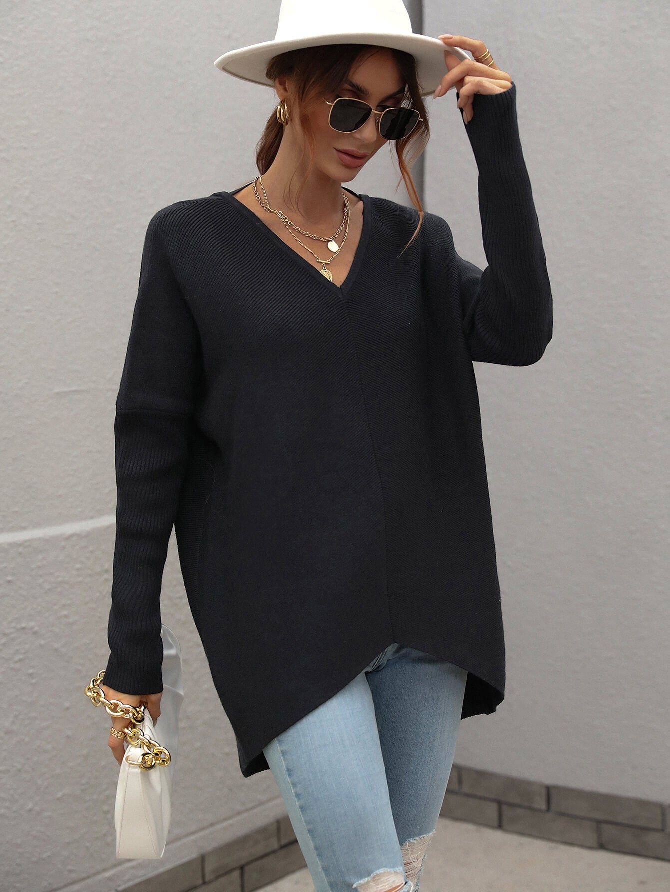 CLIA KNIT SWEATER - BLACK