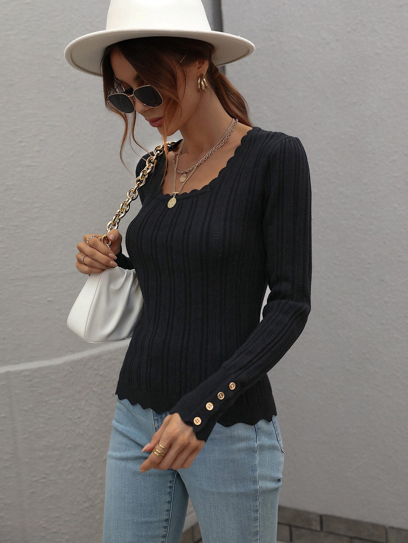 SHELL KNIT TOP - BLACK