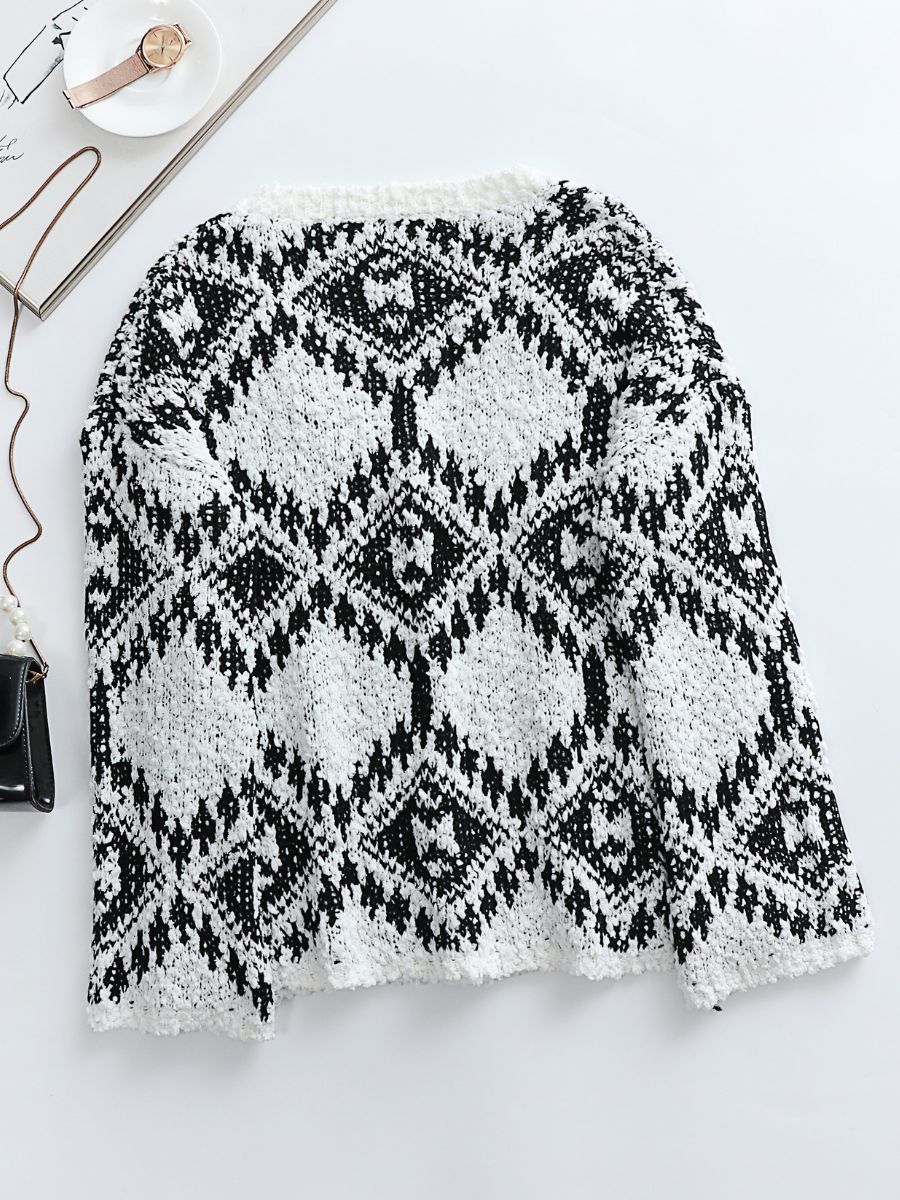 Calistally | Geometric Pattern Ripped Side Hem Sweater - Black