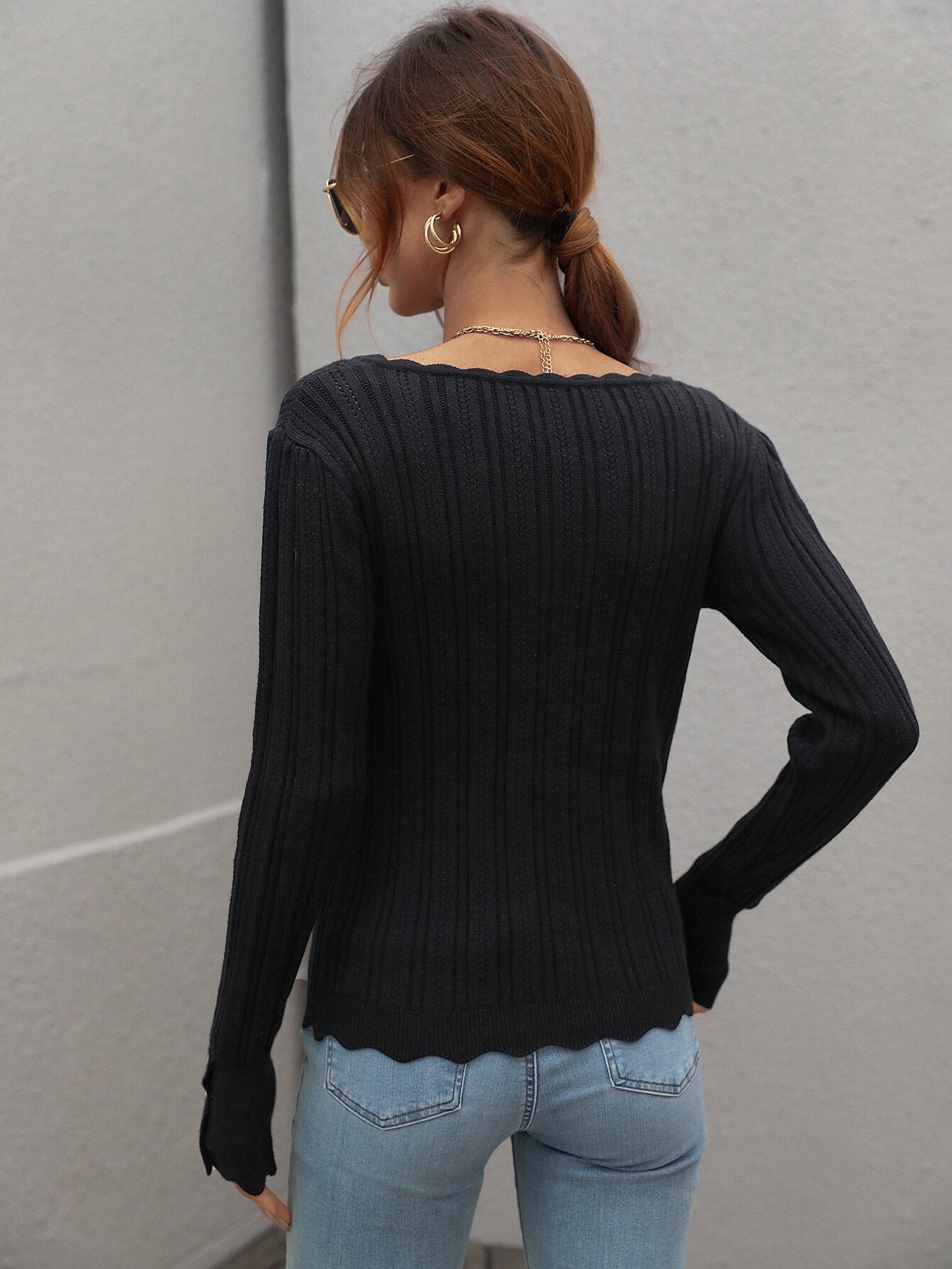 SHELL KNIT TOP - BLACK