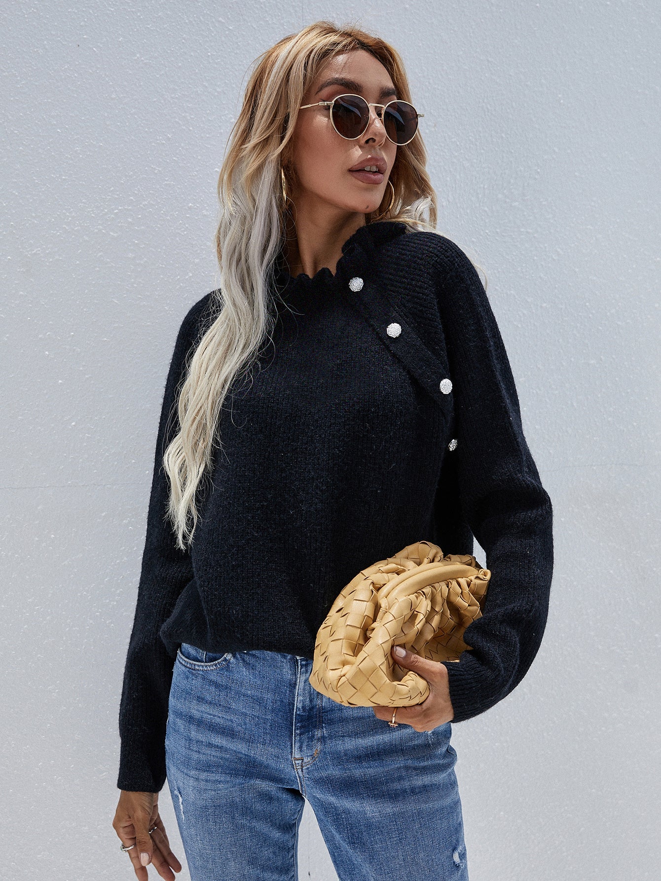 Calistally Doll | MAKEDO Black Knit Sweater