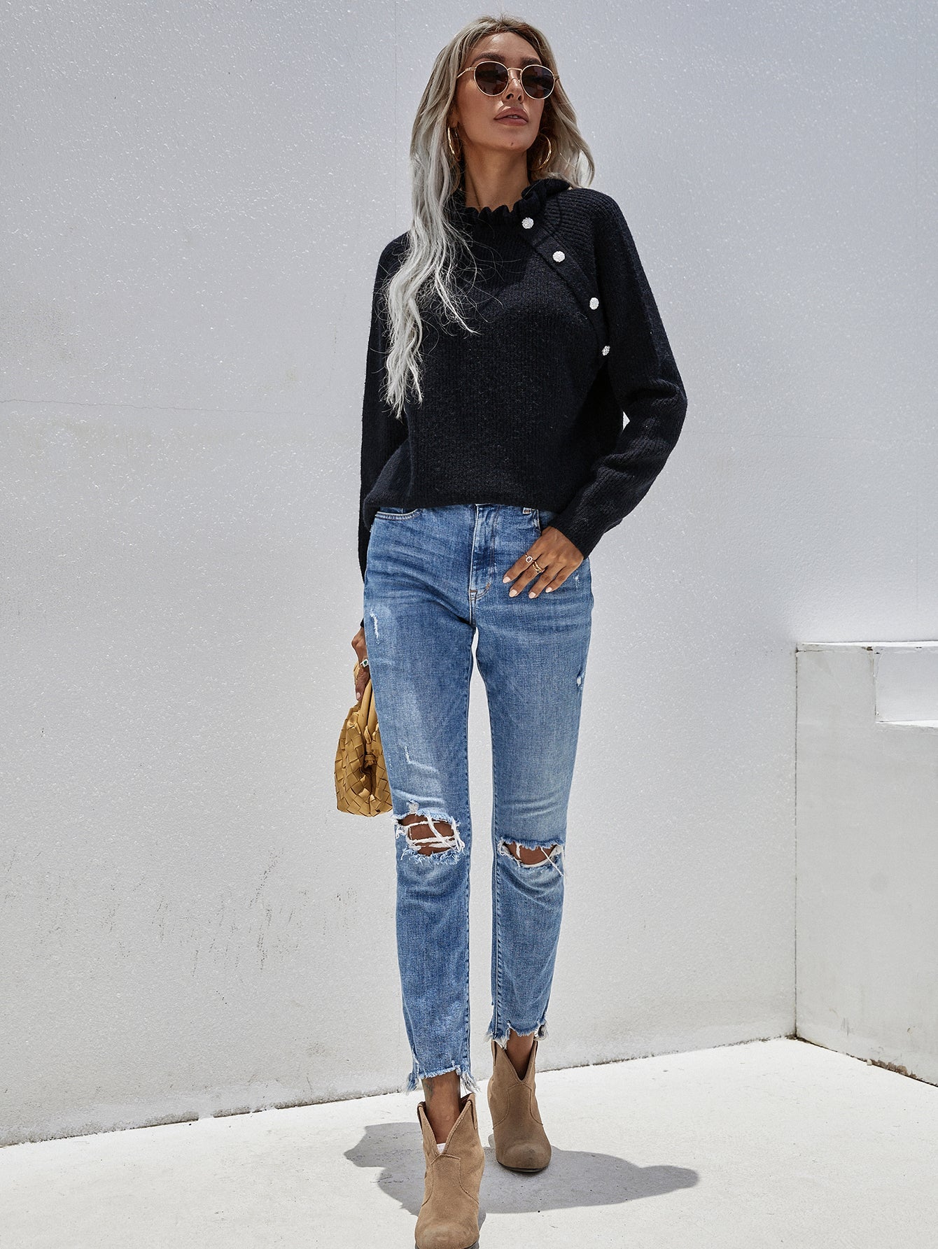 Calistally Doll | MAKEDO Black Knit Sweater