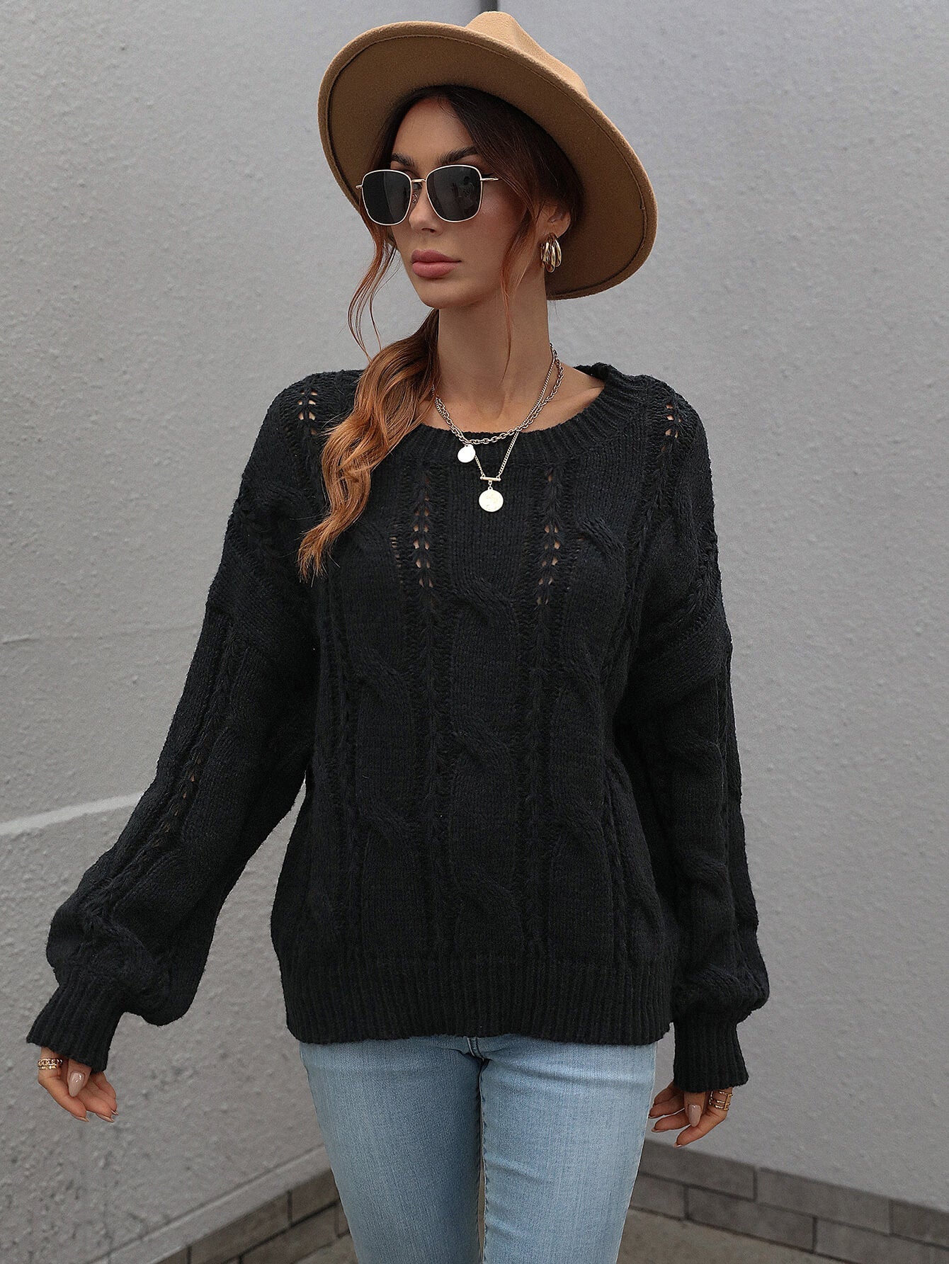 ZINNY KNIT SWEATER - BLACK