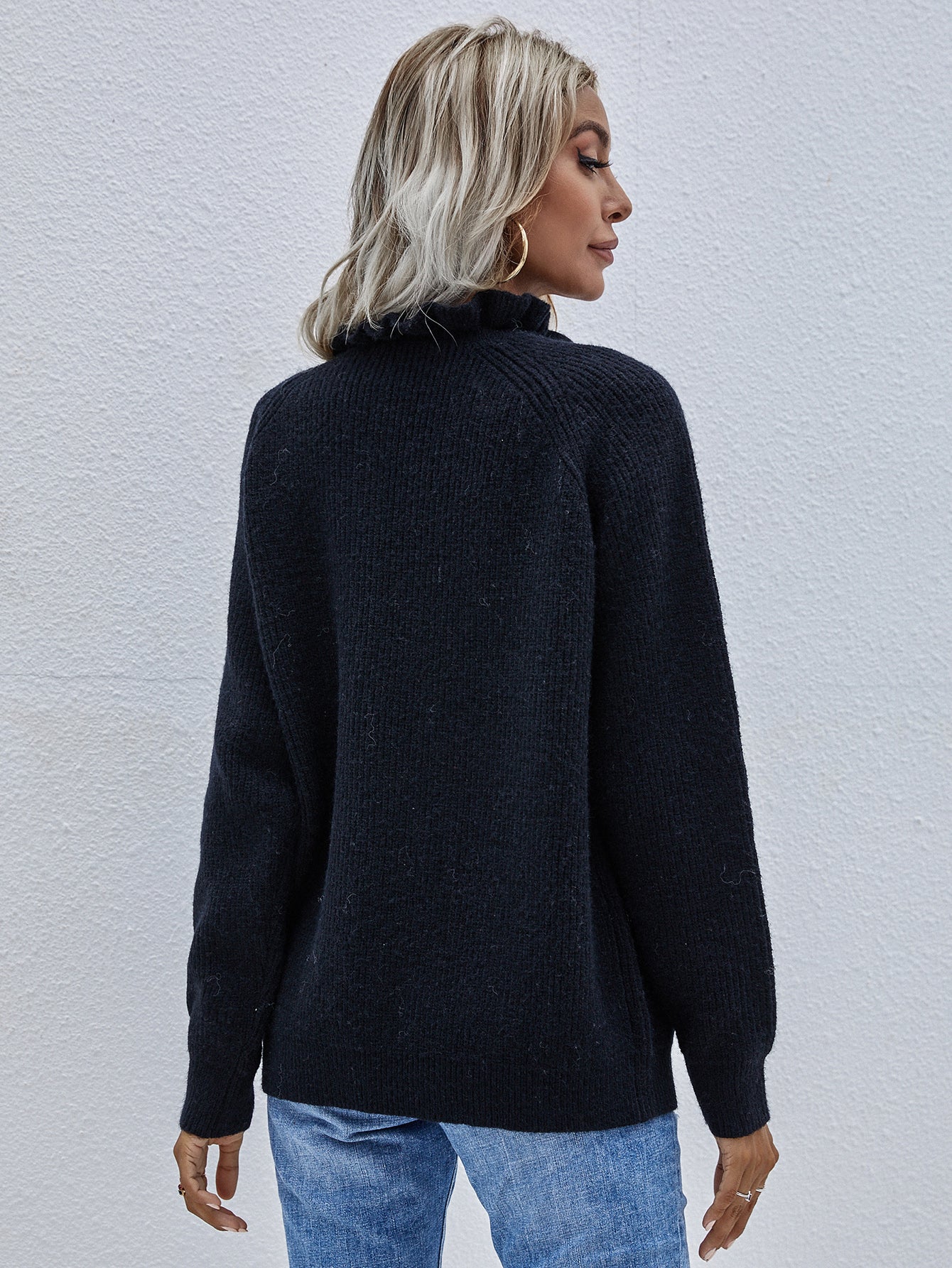 Calistally Doll | MAKEDO Black Knit Sweater