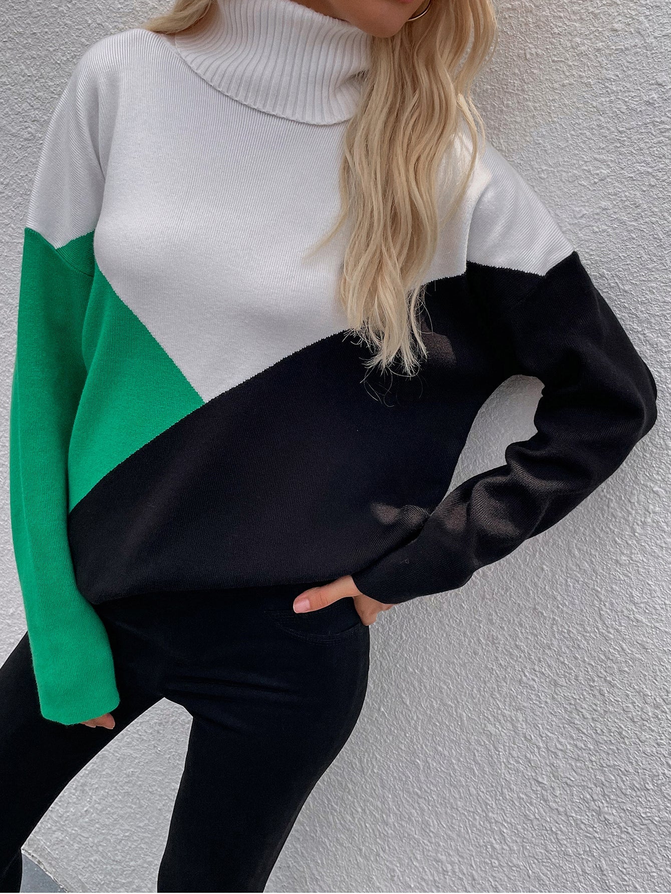 Calistally | DULCIE Green Color Block Turtleneck Knit Sweater