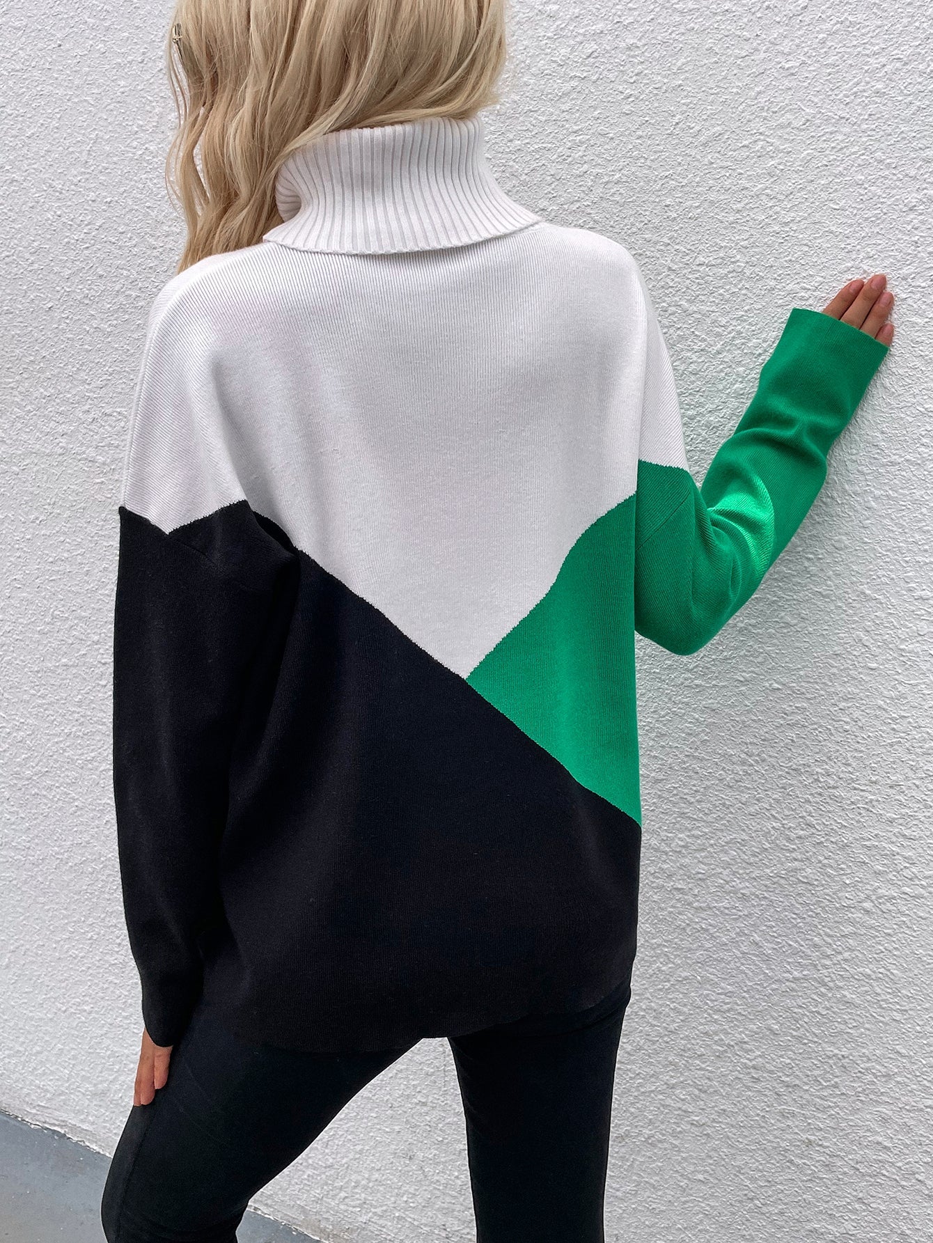 Calistally | DULCIE Green Color Block Turtleneck Knit Sweater