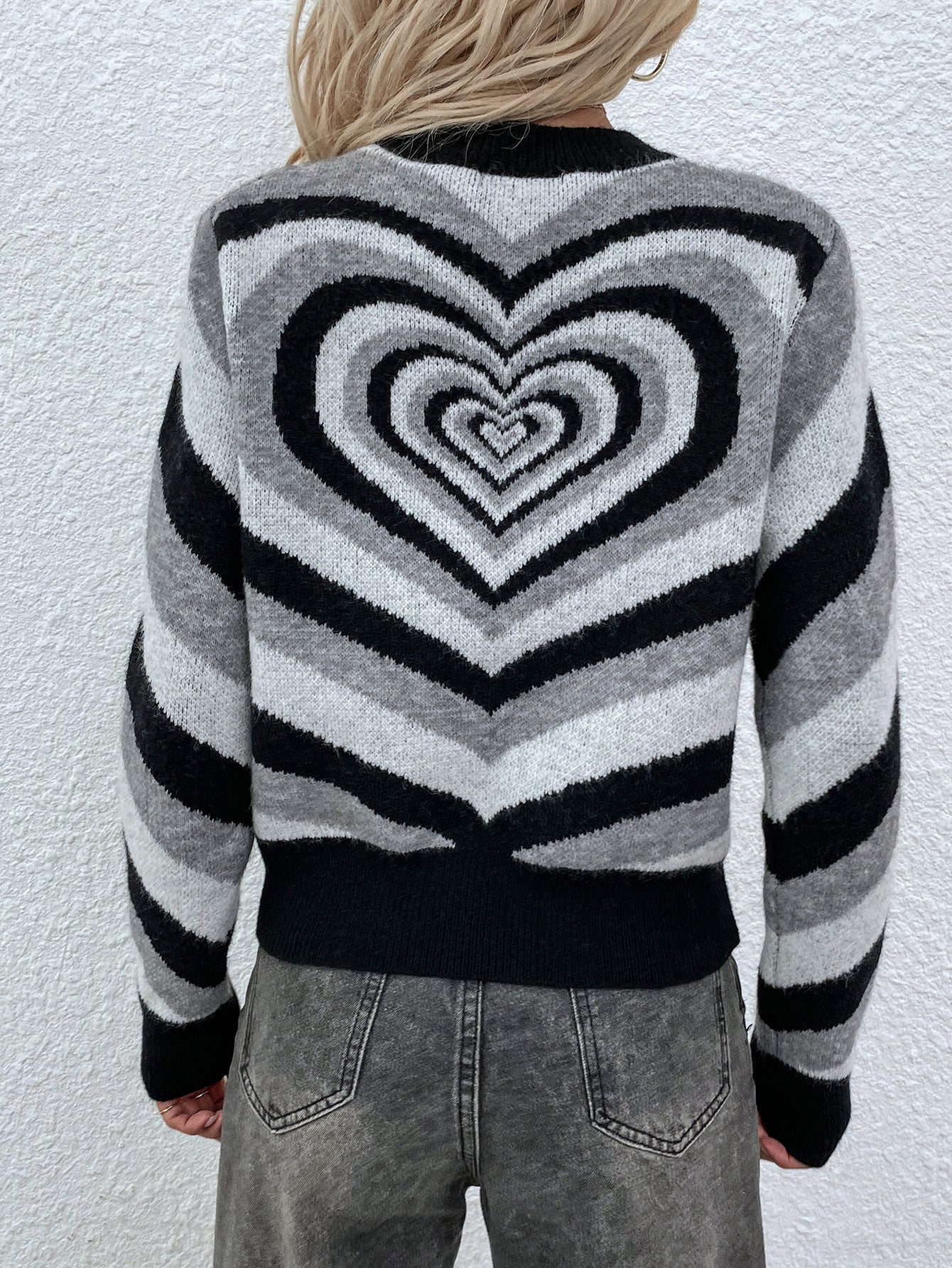 Calistally | Black Grey Heart Ring Knit Top
