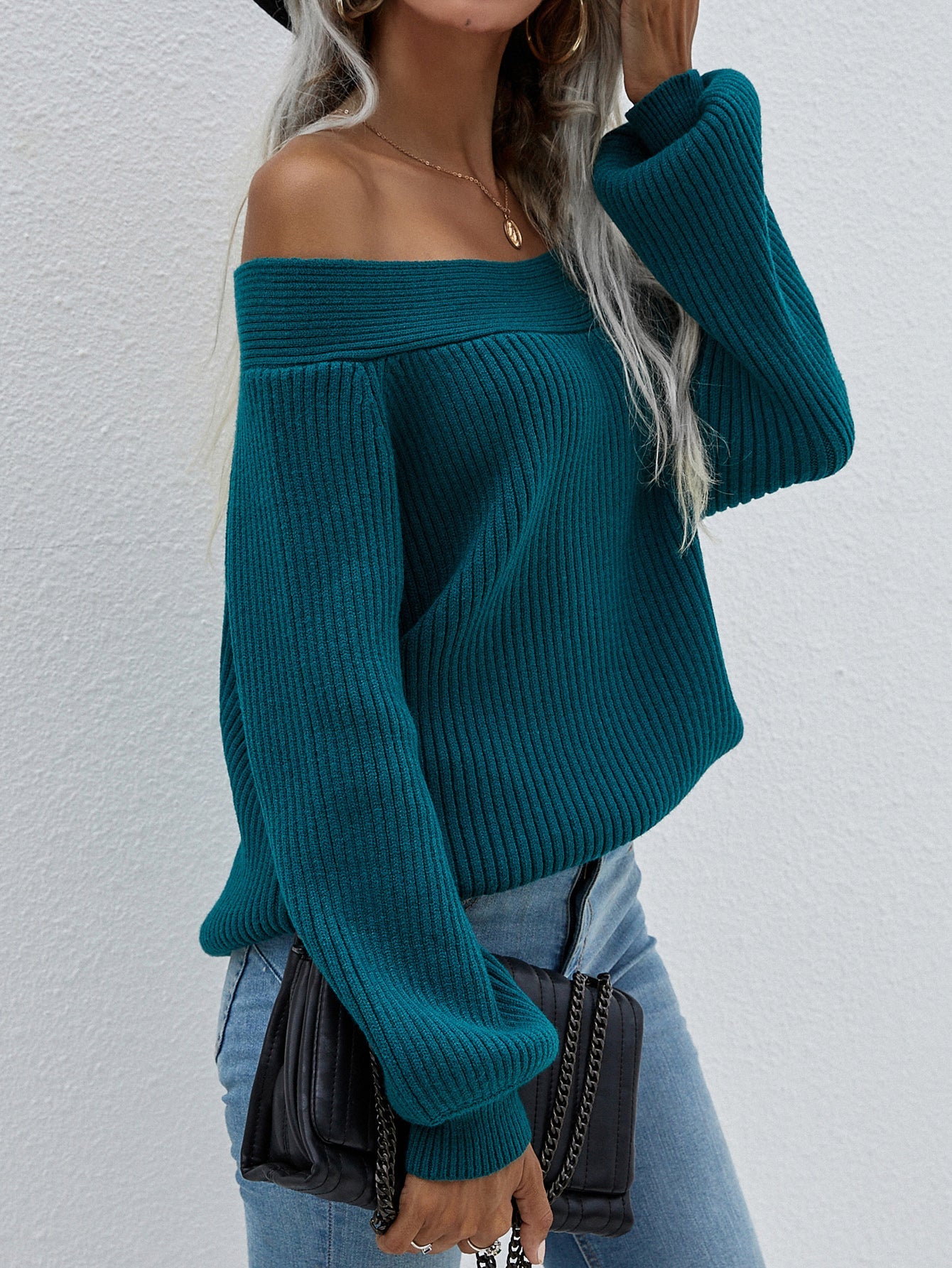 Calistally | Green Bell-Sleeve Off-Shoulder Knit Sweater