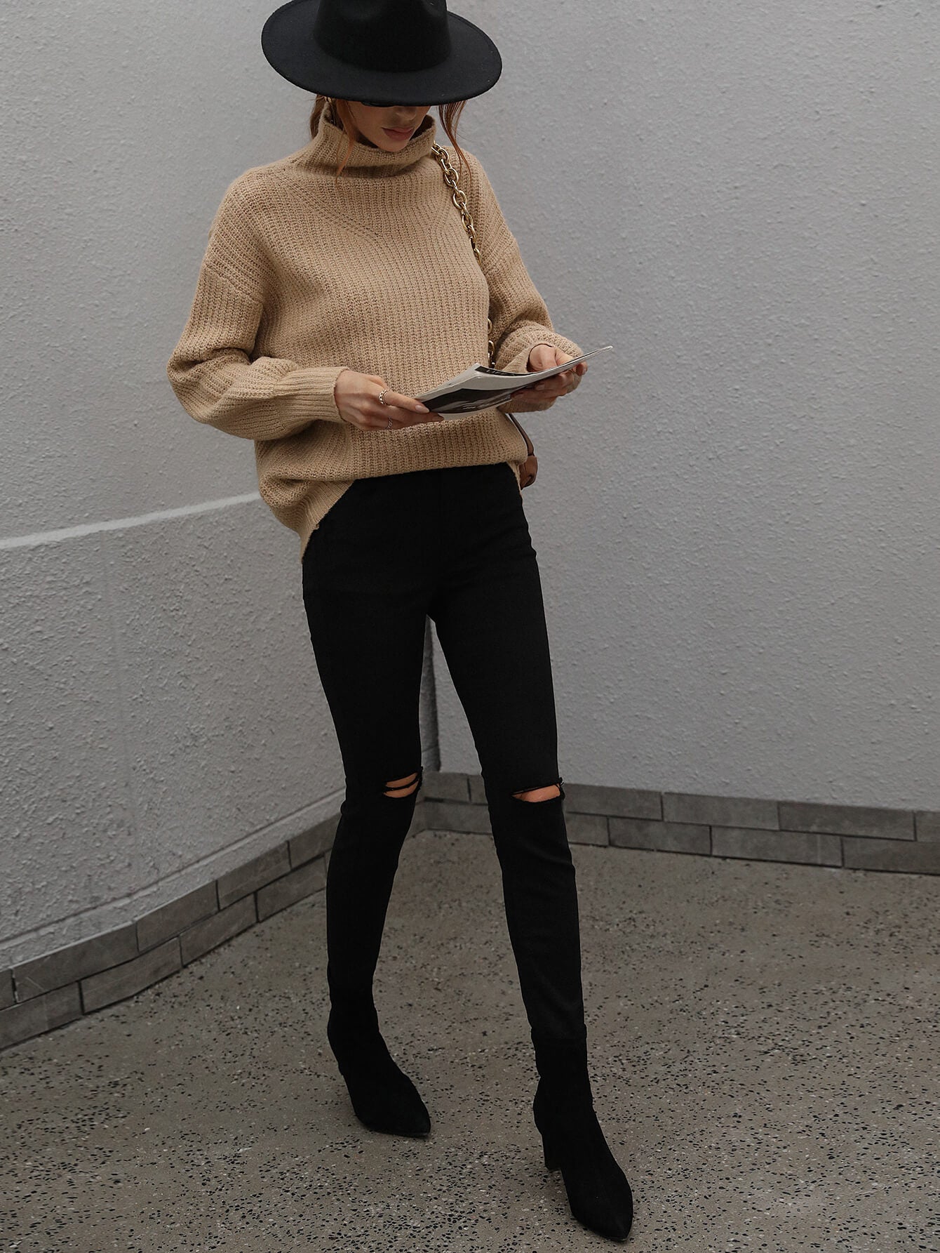 CHESTER KNIT JUMPER - MOCHA