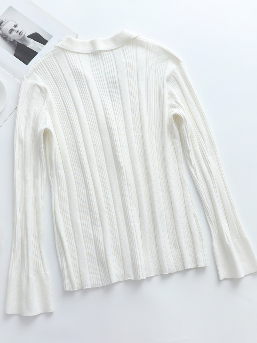 Calistally Doll | TAMIA Bell Cuff Knit Shirt Jacket - White