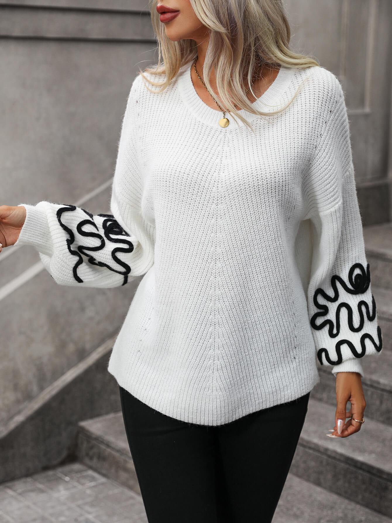 Hadi Swirl Embroidered Sleeve Knit Sweater - White