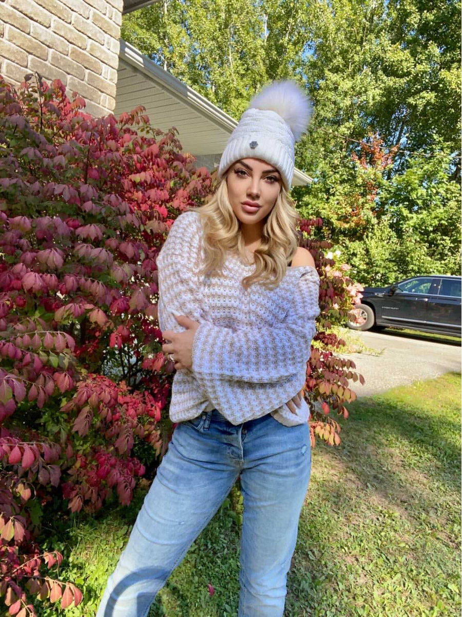 Calistally | Puff sleeve V-Neck Sweater - Beige